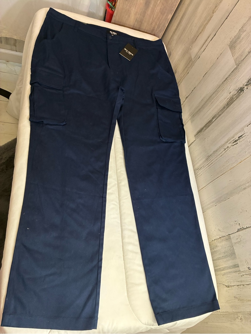 Men's Dark Blue Cargo Pants with Multiple Pockets Blu Rock  of New York Sz 40
